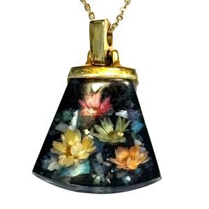 Unique pendant necklace cased flowers in Lucite gold chain acrylic pressed dried